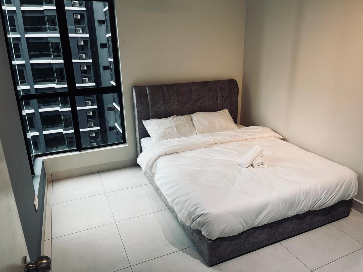 Maxim 2 Bedrooms Mrt Station Cheras Kuala Lumpur Homestay Exterior photo