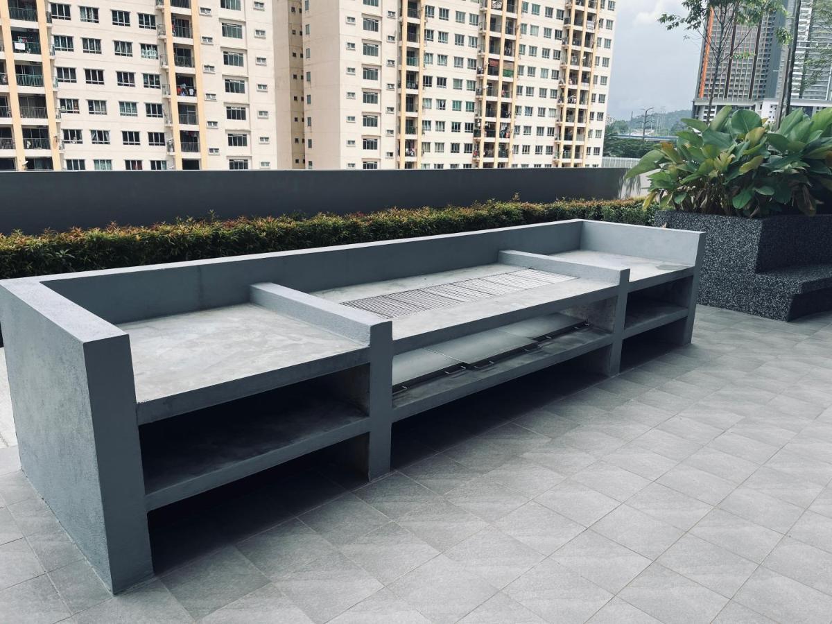 Maxim 2 Bedrooms Mrt Station Cheras Kuala Lumpur Homestay Exterior photo