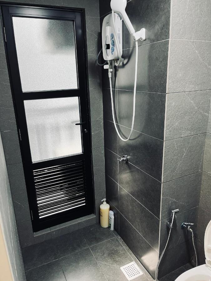 Maxim 2 Bedrooms Mrt Station Cheras Kuala Lumpur Homestay Exterior photo