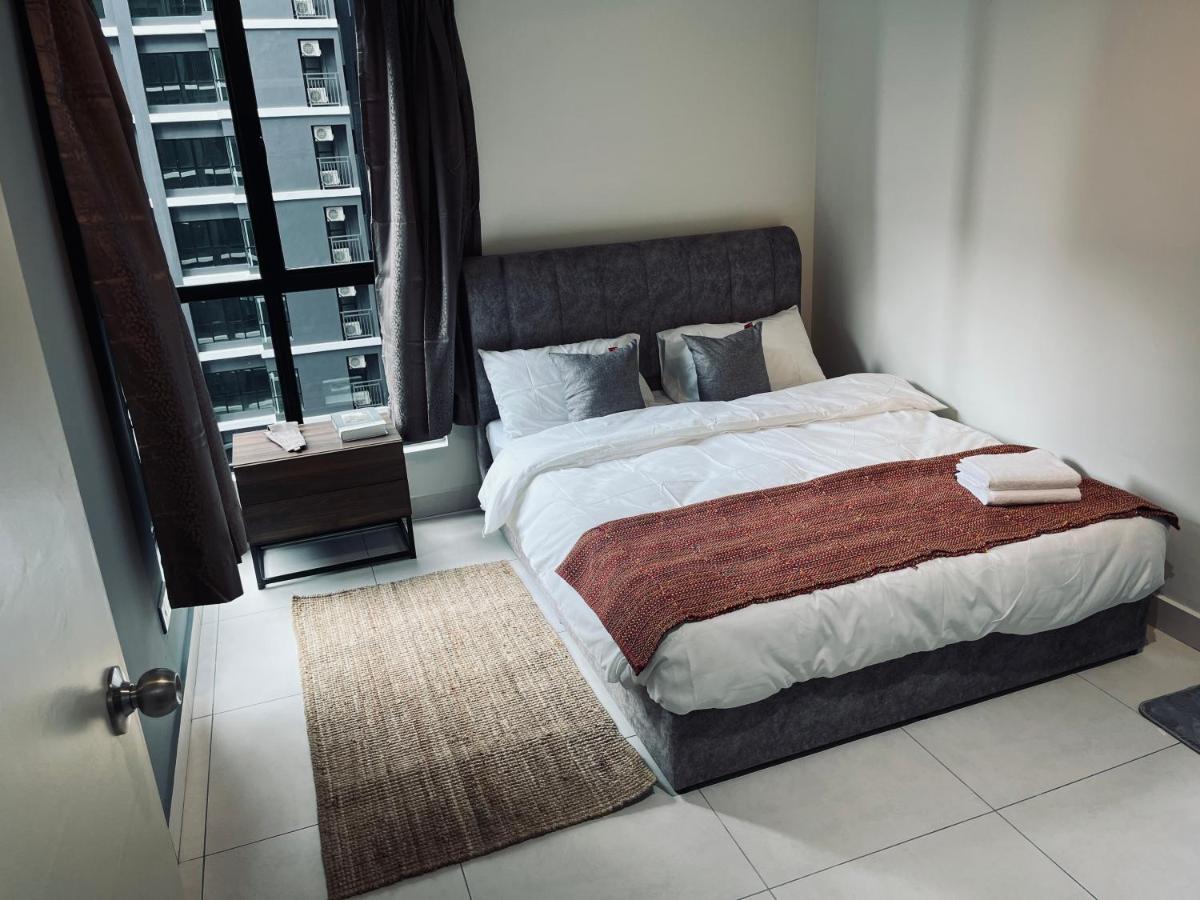 Maxim 2 Bedrooms Mrt Station Cheras Kuala Lumpur Homestay Exterior photo